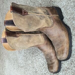 Ariat Rambler size 7